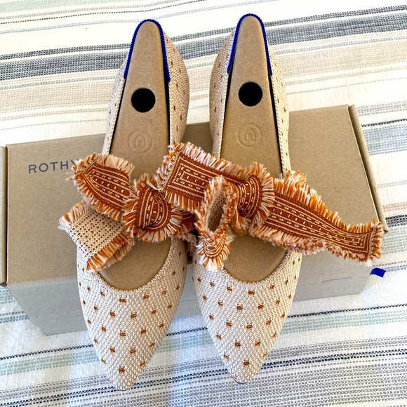 Rothy's Shoes - Rothy's China Exclusive Cream Dot Bow Tie Mary Jane. BNIB